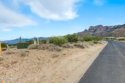 10650 N Del Sole Court #66, Oro Valley, AZ 85737 - Photo 4