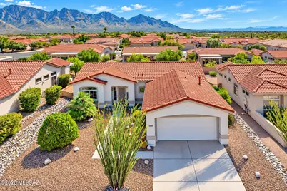 1092 E Balmoral Place, Oro Valley, AZ 85755 - Photo 1