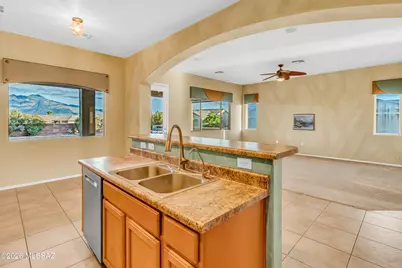 5957 S Meadow Hills Loop, Green Valley, AZ 85622 - Photo 8
