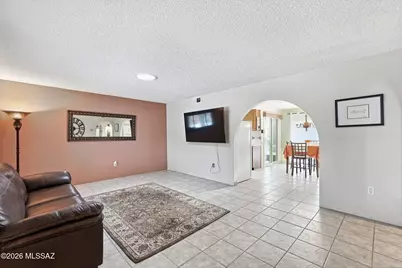 1505 N Paseo Del Cervato, Green Valley, AZ 85614 - Photo 4