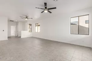 692 N Cedar Bend Ave, Green Valley, AZ 85614 - Photo 8