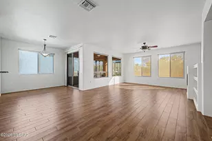 2233 W Gramercy Dr, Green Valley, AZ 85622 - Photo 2