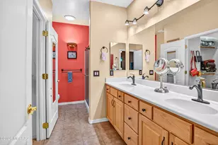 554 W Moorwood St, Green Valley, AZ 85614 - Photo 30