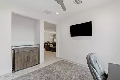 1406 E Blue Granite Drive, Green Valley, AZ 85614 - Photo 32