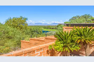 736 W Desert Hills Drive, Green Valley, AZ 85622 - Photo 48