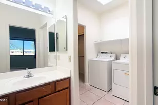 860 W Calle De La Pelotita, Green Valley, AZ 85614 - Photo 18