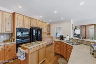 1936 N Laguna Oaks Dr, Green Valley, AZ 85614 - Photo 16