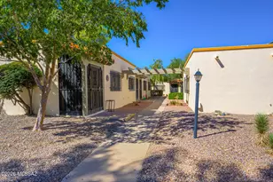 192 W Calle Del Ano, Green Valley, AZ 85614 - Photo 1