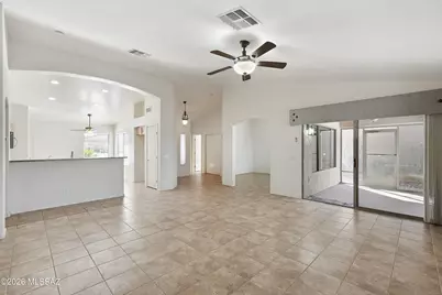 1289 N Birds Nest Road, Green Valley, AZ 85614 - Photo 10