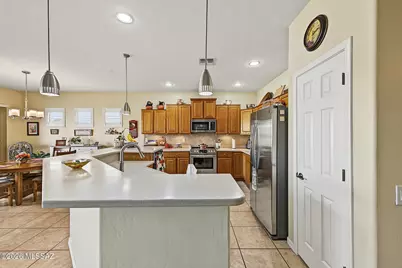 180 W Calle Media Luz, Sahuarita, AZ 85629 - Photo 14