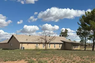 13385 S Dos Cabezas Rd, Pearce, AZ 85625 - Photo 1