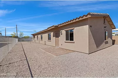1358 N Apache Drive, Tucson, AZ 85745 - Photo 1