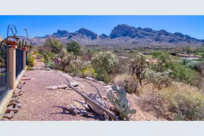 784 Cam Diestro, Oro Valley, AZ 85704 - Photo 1