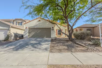 785 W Calle Valenciana, Sahuarita, AZ 85629 - Photo 1
