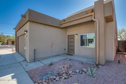 4205 N Lulu Court, Tucson, AZ 85719 - Photo 1