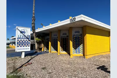 1500 N Oracle Road, Tucson, AZ 85705 - Photo 1