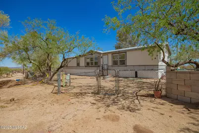 12301 S Saladom Road, Tucson, AZ 85736 - Photo 1