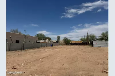 2918 N Tyndall Avenue #0, Tucson, AZ 85719 - Photo 1