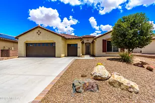 2129 E Madera Plateau Dr, Green Valley, AZ 85614 - Photo 1