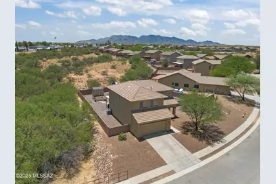 977 S Limestone Street, Benson, AZ 85602 - Photo 1