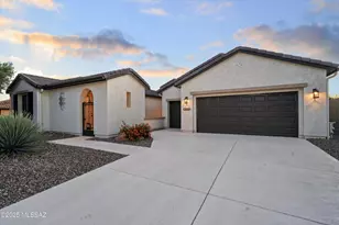 32128 S Bighorn Dr, Oracle, AZ 85623 - Photo 1