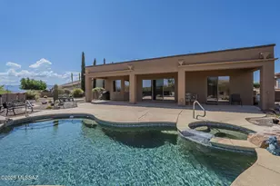 1174 W Bosch Dr, Green Valley, AZ 85614 - Photo 1
