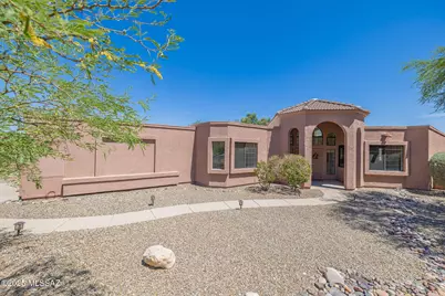 10318 N Alder Spring Drive, Oro Valley, AZ 85737 - Photo 1
