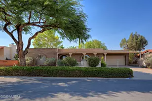 22 W Calle Frambuesa, Green Valley, AZ 85614 - Photo 1