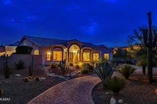 11515 N Flying Bird Dr, Oro Valley, AZ 85737 - Photo 1