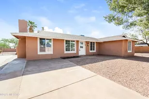 6621 S Vereda De Las Casitas, Tucson, AZ 85746 - Photo 1