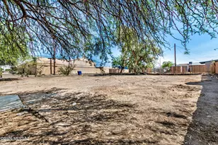 427 W Mabel St, Tucson, AZ 85705 - Photo 1