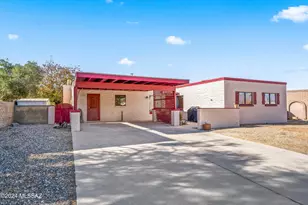 6716 E Rosewood Cir, Tucson, AZ 85710 - Photo 1