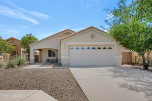 10440 E Oakbrook St, Tucson, AZ 85747 - Photo 1