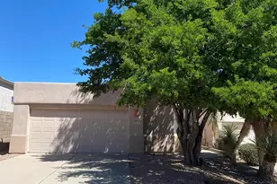 7381 E Placita Luz de La Luna, Tucson, AZ 85715 - Photo 1