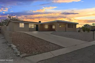 6751 S Pavo Real Pl, Tucson, AZ 85746 - Photo 1