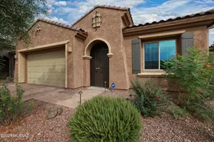 12656 N Lauterbrunnen Ln, Tucson, AZ 85755 - Photo 1