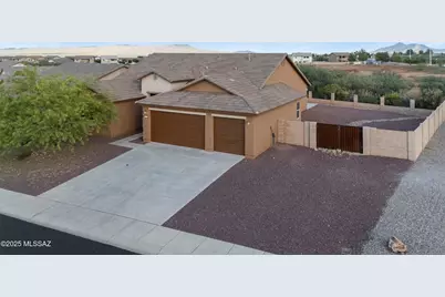4234 Christopher Drive, Sierra Vista, AZ 85650 - Photo 1