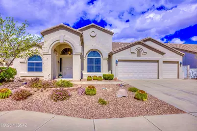 250 W Milbrae Springs Drive, Oro Valley, AZ 85755 - Photo 1