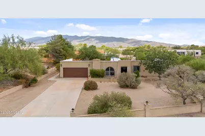 2401 S Calle Mesa Del Oso, Tucson, AZ 85748 - Photo 1