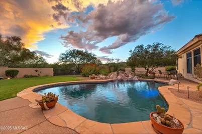 13837 N Steprock Canyon Place, Oro Valley, AZ 85755 - Photo 1