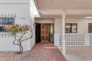 5050 N Crestridge Dr, Tucson, AZ 85718 - Photo 1