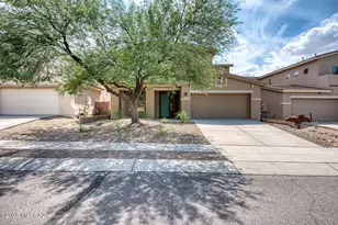 10020 E Emberwood Dr, Tucson, AZ 85748 - Photo 1