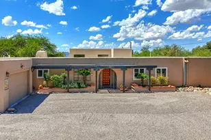 6935 N Calle Amorcito, Tucson, AZ 85718 - Photo 1