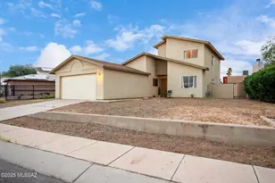 9362 N Hampshire Dr, Tucson, AZ 85742 - Photo 1