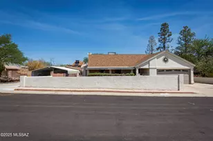 2856 W Goldfield Dr, Tucson, AZ 85745 - Photo 1