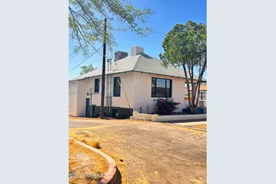 837 N 1st Avenue, Tucson, AZ 85719 - Photo 1