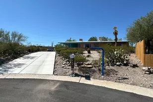 2221 W Wagon Wheels Dr, Tucson, AZ 85745 - Photo 1