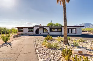 3665 N Pellegrino Dr, Tucson, AZ 85749 - Photo 1