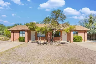 422 Via Calandria, Rio Rico, AZ 85648 - Photo 1