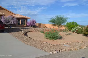 7396 W Star Rock Pl, Tucson, AZ 85757 - Photo 1
